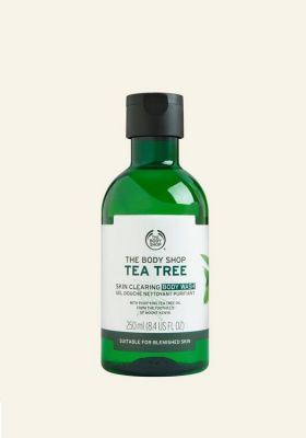 Tea Tree Dusjsåpe fra The Body Shop er en fresh såpe som skummer godt og rengjør huden